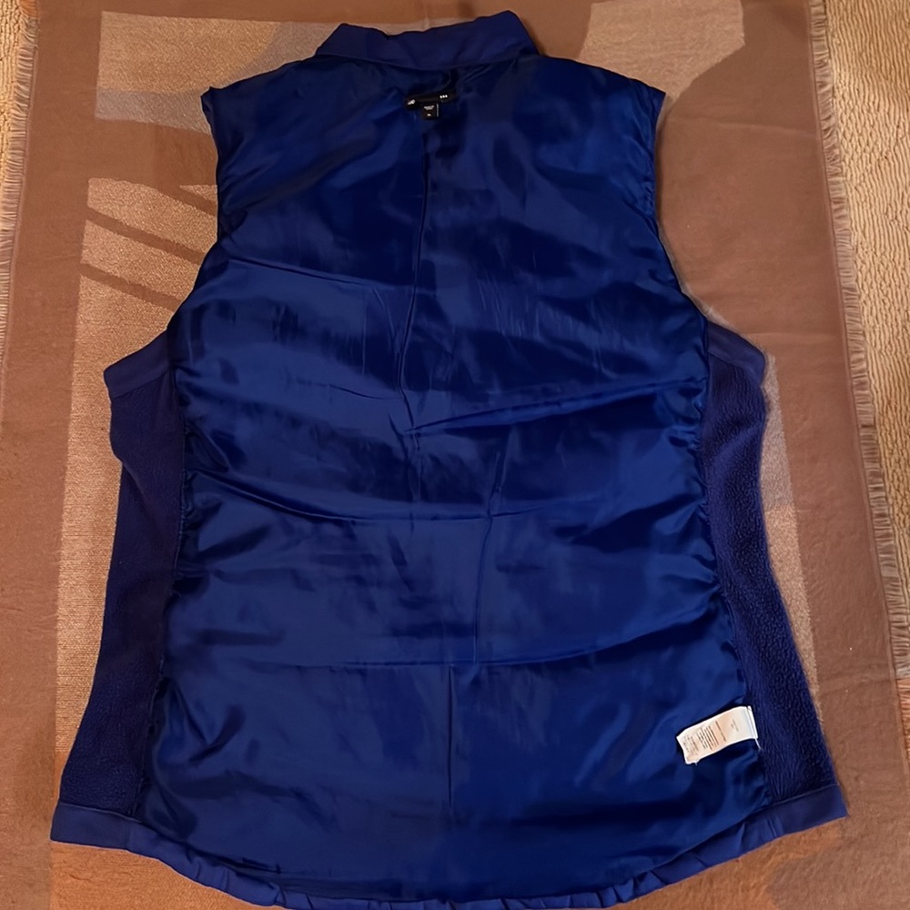 High-Lo Gap Blue Vest, zip pockets, XL - Picture 7 of 14